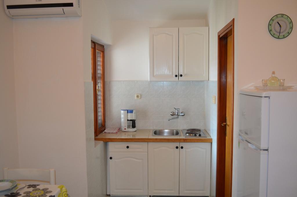 Apartments Sersic Baska Phòng bức ảnh